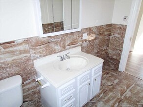 110 Culvert St in Torrington, CT - Building Photo - Building Photo