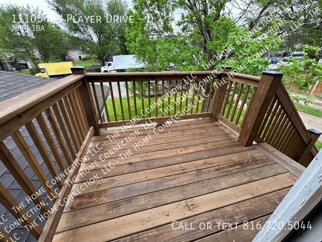 11105 NW Player Dr in Parkville, MO - Building Photo - Building Photo