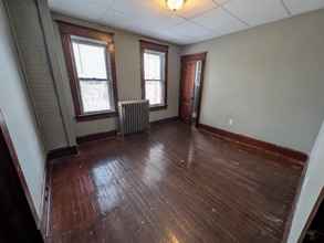 214-214 S Front St in Sunbury, PA - Foto de edificio - Building Photo