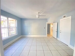 4600 NE 1st Ave in Miami, FL - Building Photo - Building Photo