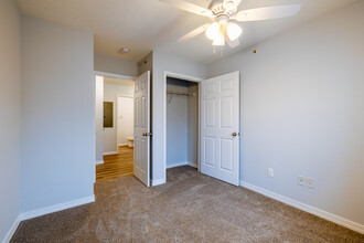 Ozark Sky Estates in Branson, MO - Building Photo - Interior Photo