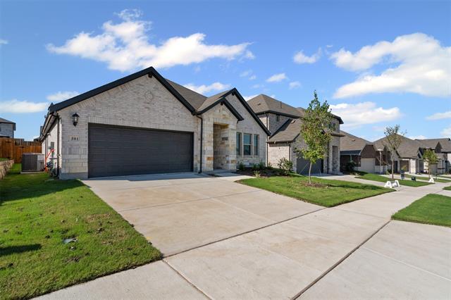501 Stagg St in McKinney, TX - Building Photo