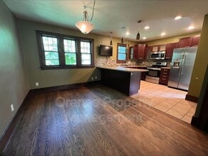 843 S 60th St in Omaha, NE - Building Photo - Building Photo