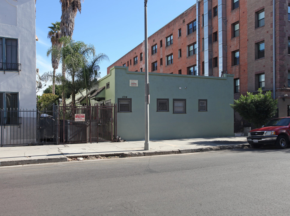 1714 Garfield Pl in Los Angeles, CA - Building Photo