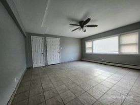 1601 S 58th Ave in Chicago, IL - Building Photo