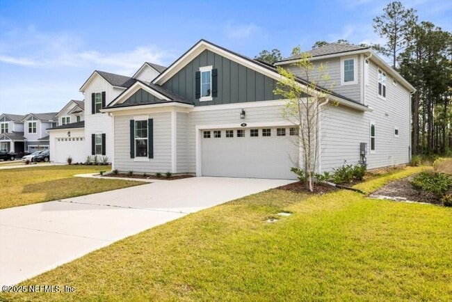 property at 80 Walnut Gln Ct