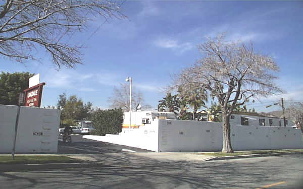 Oakdale Mobile Home Park in Sunland, CA - Building Photo