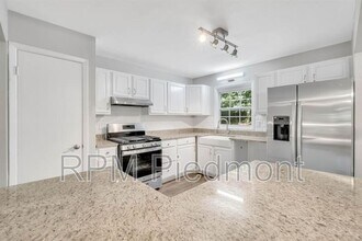 2966 Fern Valley Dr SW in Marietta, GA - Building Photo - Building Photo