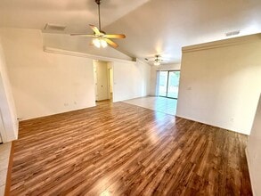 4941 N Rain Barrel Dr in Kingman, AZ - Building Photo - Building Photo