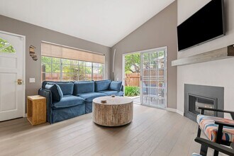 1206 Blanchard St in Santa Barbara, CA - Building Photo - Building Photo