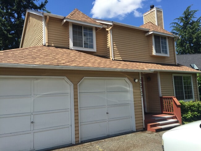 12707 87th Ct NE in Kirkland, WA - Building Photo - Building Photo