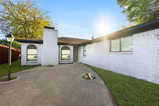 6930 Thornwood Dr in Dallas, TX - Building Photo - Building Photo