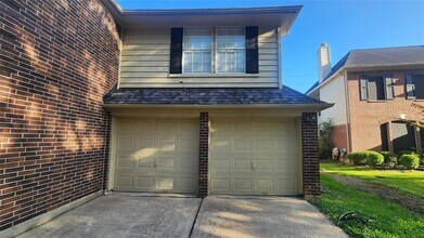 4543 Westray Dr in Missouri City, TX - Building Photo - Building Photo