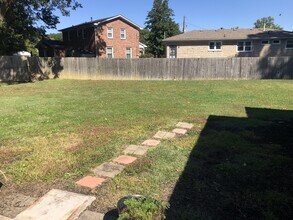 113 Southview Terrace in Louisville, KY - Building Photo - Building Photo