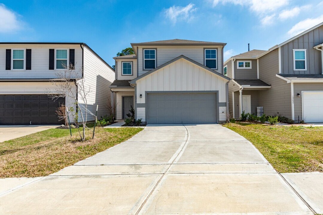 10219 Gates Ml Rd in Houston, TX - Building Photo