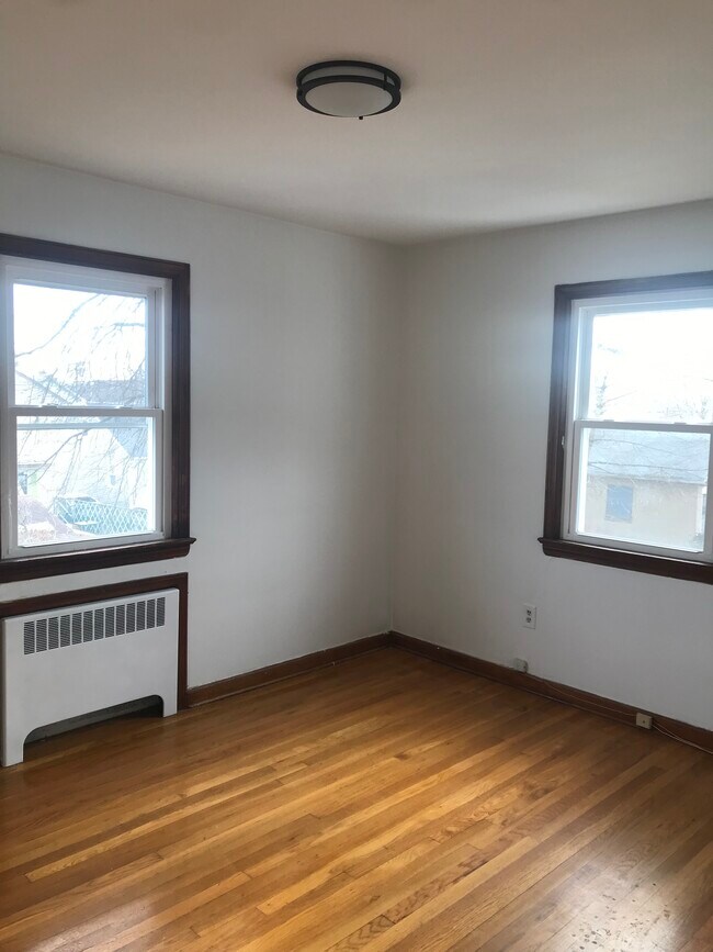 94 Sanford Ave in Belleville, NJ - Building Photo - Building Photo