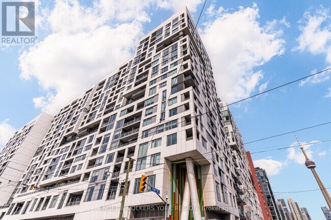 property at 27-1627 Bathurst St