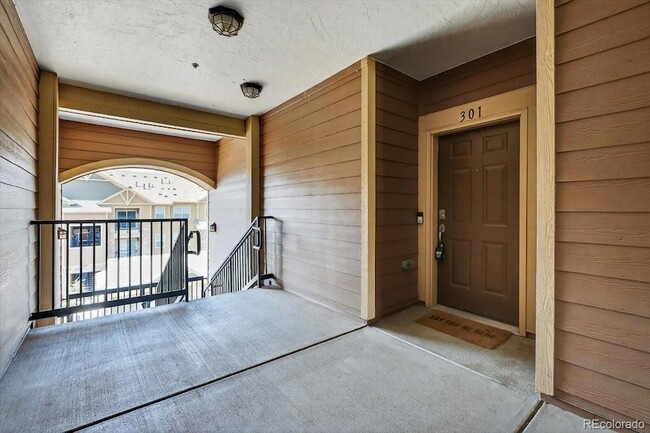 10061 W Victoria Pl in Littleton, CO - Building Photo - Building Photo