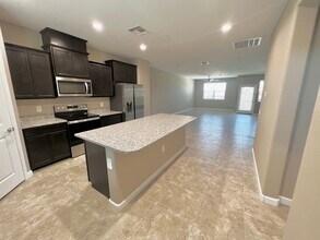 1255 N Arizona Ave in Chandler, AZ - Building Photo - Building Photo