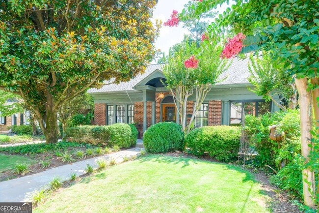 property at 78 Park Cir NE