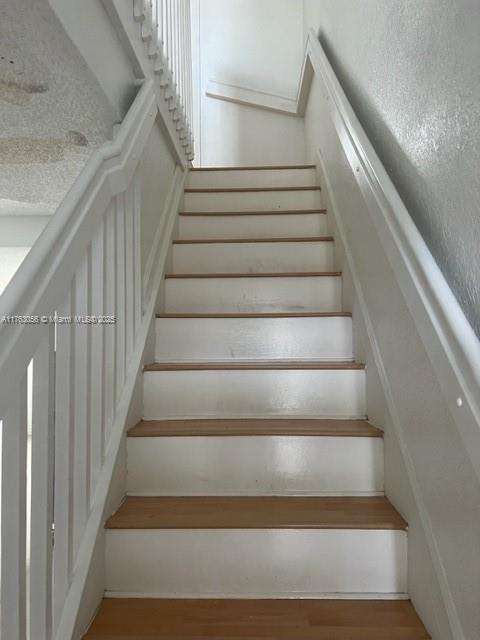 12152 SW 143rd Ln in Miami, FL - Foto de edificio - Building Photo