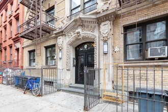 145 S 4th St in Brooklyn, NY - Building Photo - Building Photo