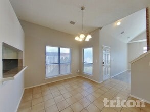 916 Simon Dr in Cedar Hill, TX - Building Photo - Building Photo