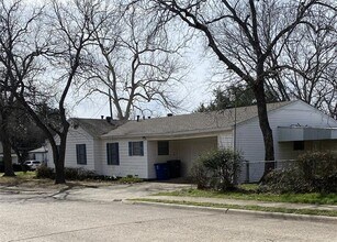 3803 Poinsettia Dr in Dallas, TX - Building Photo - Building Photo