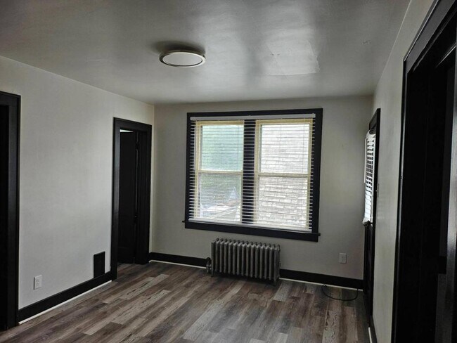 949 Maple Ave in Schenectady, NY - Building Photo - Building Photo