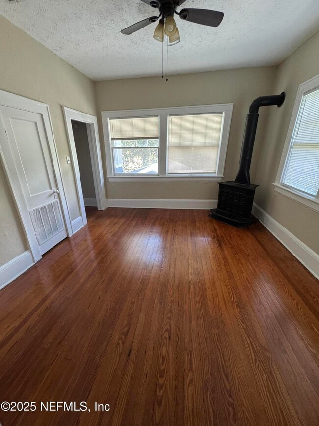 1252 Donald St in Jacksonville, FL - Building Photo - Building Photo