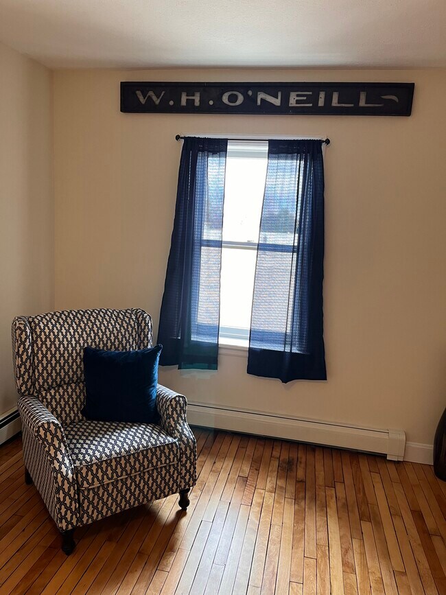 824 Ashmun St Rentals in Sault Ste. Marie, MI