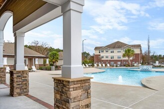 Liberty Pointe Luxury Apartments in Midway Park, NC - Building Photo - Building Photo