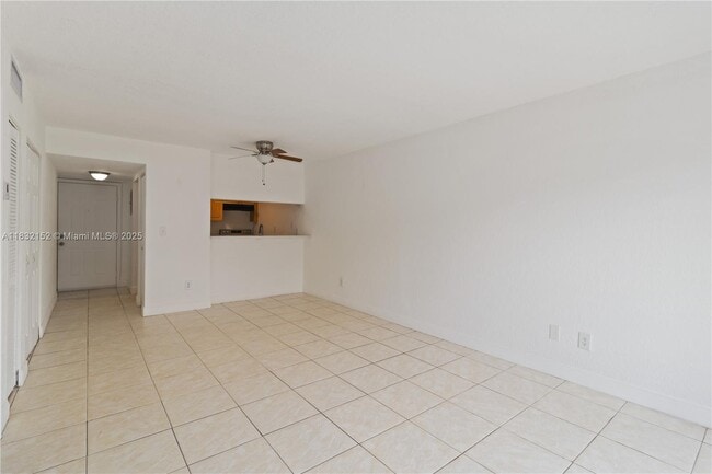 property at 1095 W 77th St