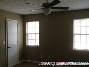 3559 Main Station Dr SW in Marietta, GA - Building Photo - Building Photo