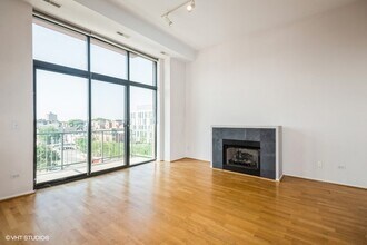 3631 N Halsted St in Chicago, IL - Building Photo - Building Photo