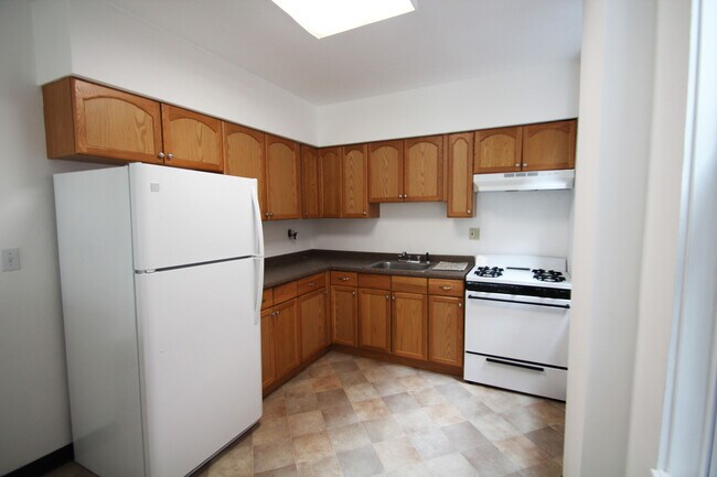 321 S Trenton Ave, Unit 4 in Pittsburgh, PA - Foto de edificio - Building Photo