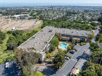 10 Scenic Way in San Mateo, CA - Foto de edificio - Building Photo