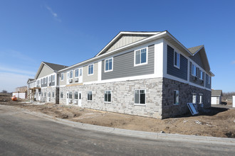 Rosewood Crossing in Rosemount, MN - Foto de edificio - Building Photo