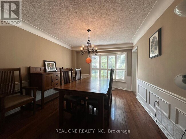 3944 Glamis Ct in Mississauga, ON - Building Photo - Building Photo