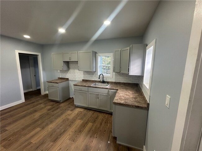 202 Franklin St in Elmira, NY - Building Photo - Building Photo