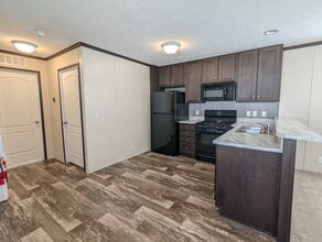 140 Texas in Belleville, MI - Building Photo - Building Photo