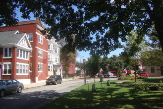 Days Park Commons in Buffalo, NY - Building Photo - Building Photo