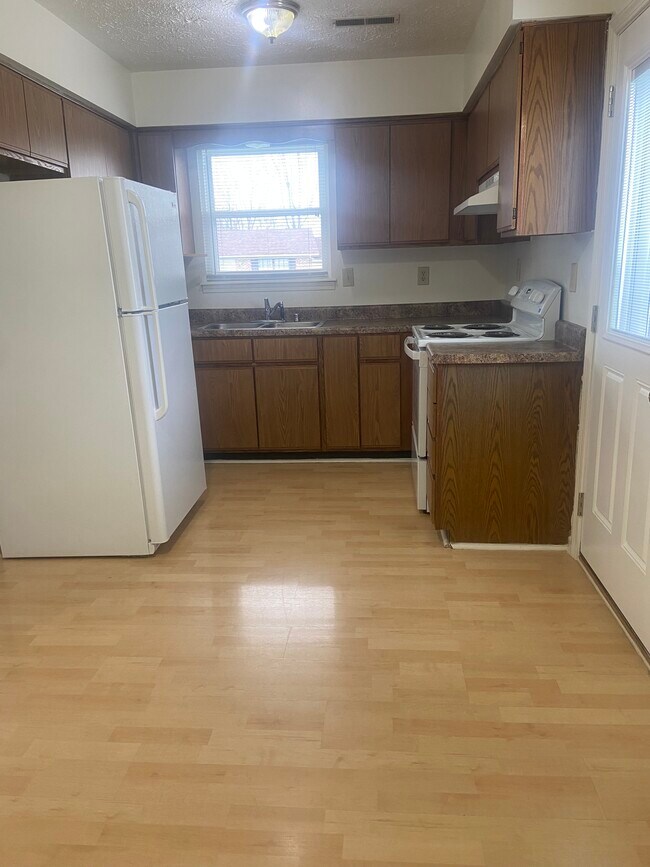 property at 60 Holiday Rd