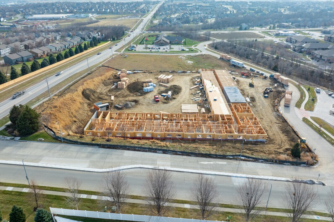 Senior Living in Omaha, NE - Foto de edificio
