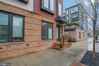 601 N Henry St in Alexandria, VA - Building Photo - Building Photo