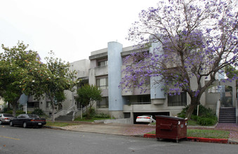 550 West Stocker Street Apartments in Glendale, CA - Building Photo - Building Photo