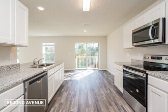 2761 W Shaw Pl in Citrus Springs, FL - Building Photo - Building Photo