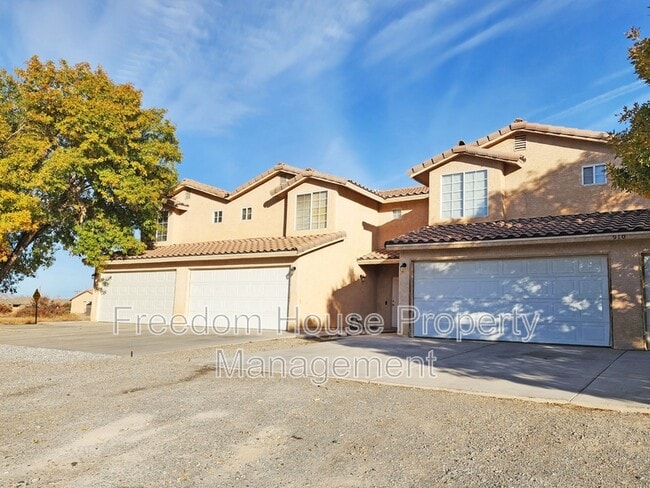 property at 910 Bourbon St