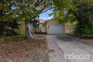 12981 Knight Ct in Broomfield, CO - Building Photo