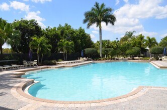 299 Berenger Walk in Royal Palm Beach, FL - Building Photo - Building Photo